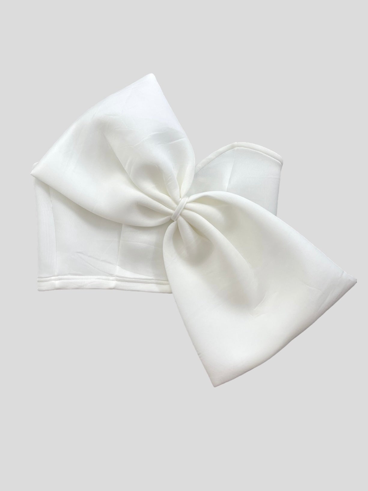 Bowtie top white